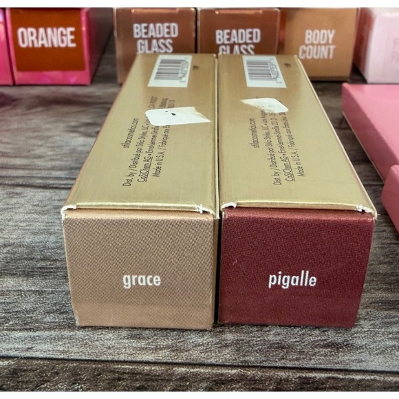 Jeffree Star Cosmetic 36 piece Lot‎ Concealer Eyeshadow Lip Gloss Stick Powder - Picture 2 of 9